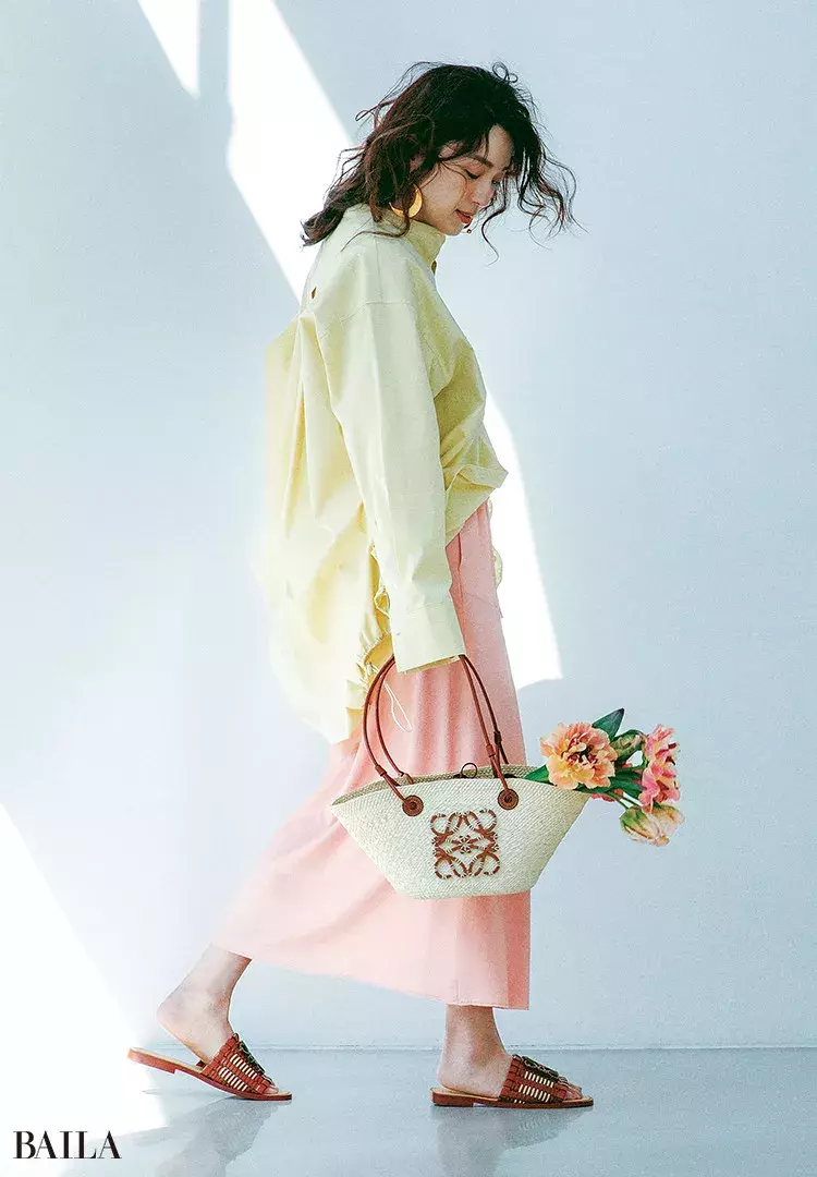 ロエベのかごバッグ 大人気アナグラムのかごバッグに新作が続々 ローリエプレス ロエベのかごバッグ 大人気アナグラムのかごバッグに新作が続々 ローリエプレス