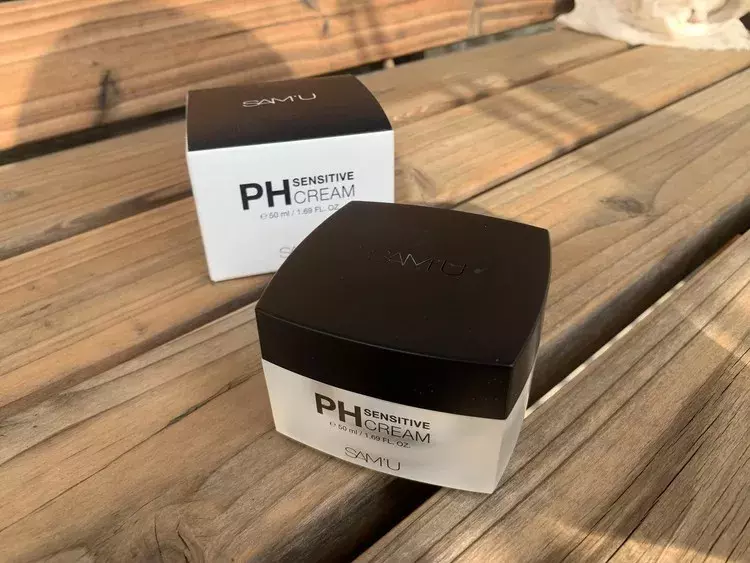 読者モデルのベストコスメまとめ コスメフリークが愛用するメイク スキンケアを一気見 ローリエプレス