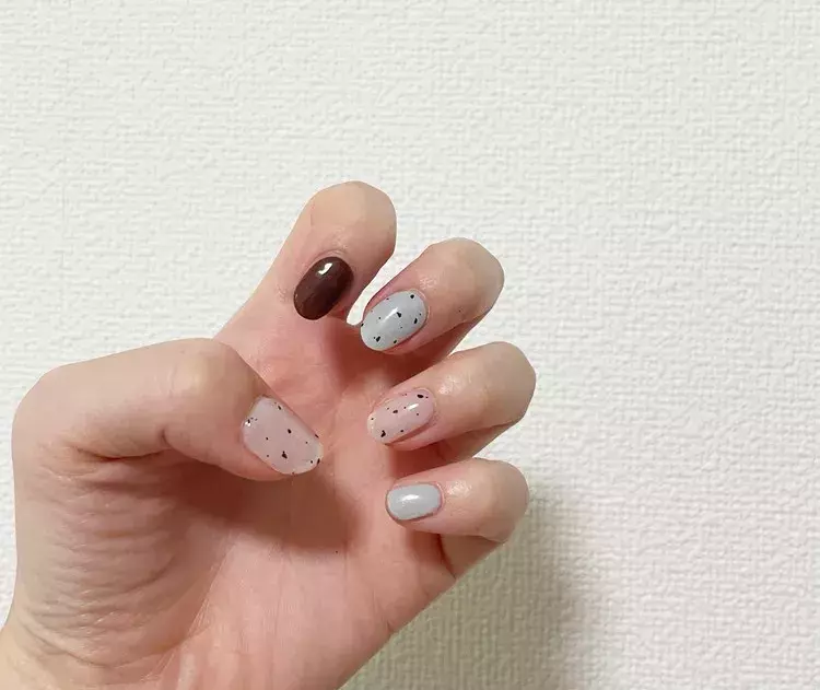 読者モデルの美容ブログまとめ 夏のセルフネイル Uvケアやスキンケアなど30代美女の最新リアル美容をまとめてチェック ローリエプレス 読者モデルの美容ブログまとめ 夏のセルフネイル Uvケアやスキンケアなど30代美女の最新リアル美容をまとめてチェック ローリエプレス