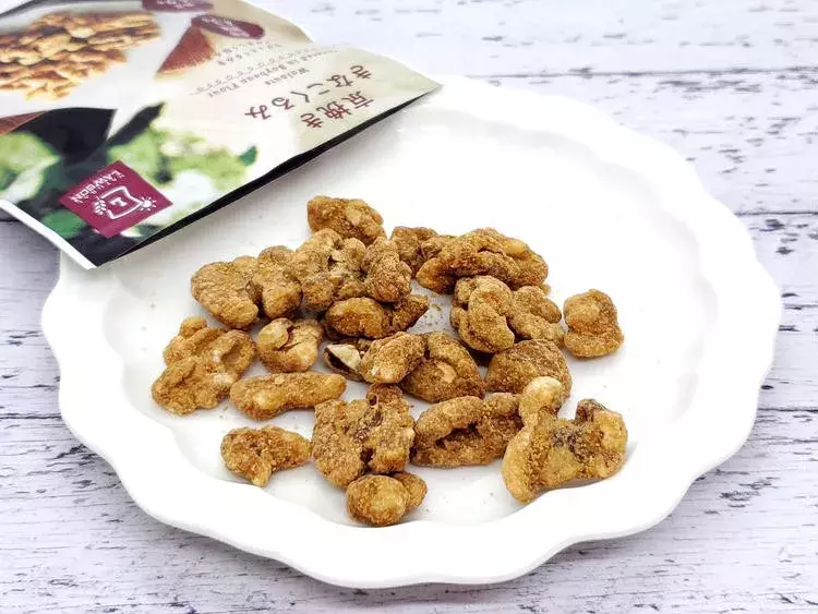 コンビニのダイエットお菓子まとめ 低糖質でも満腹感 セブン ファミマ ローソンのお菓子5選 ローリエプレス