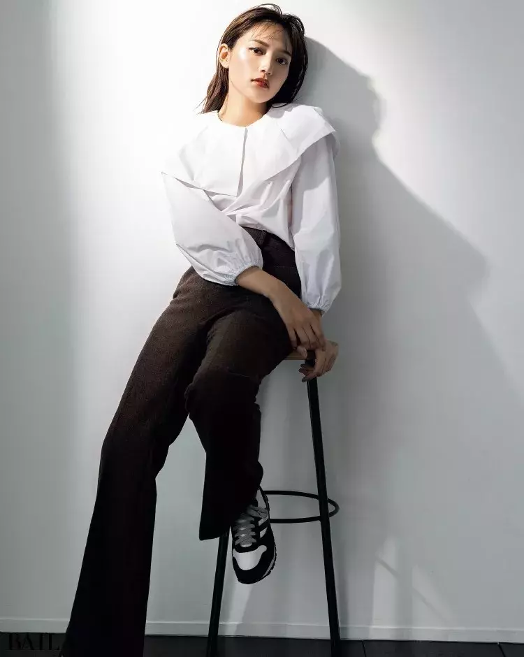 川口春奈さん登場 秋トレンドの服 メイク これが正解 河北裕介 百々千晴の服とメイクのベストアンサー 拡大版 ローリエプレス