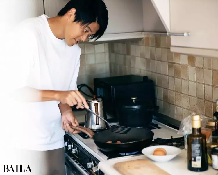 Bailahomme掲載 内田篤人 ある日のひとりオフ 撮り下ろし8ショットも公開 ローリエプレス