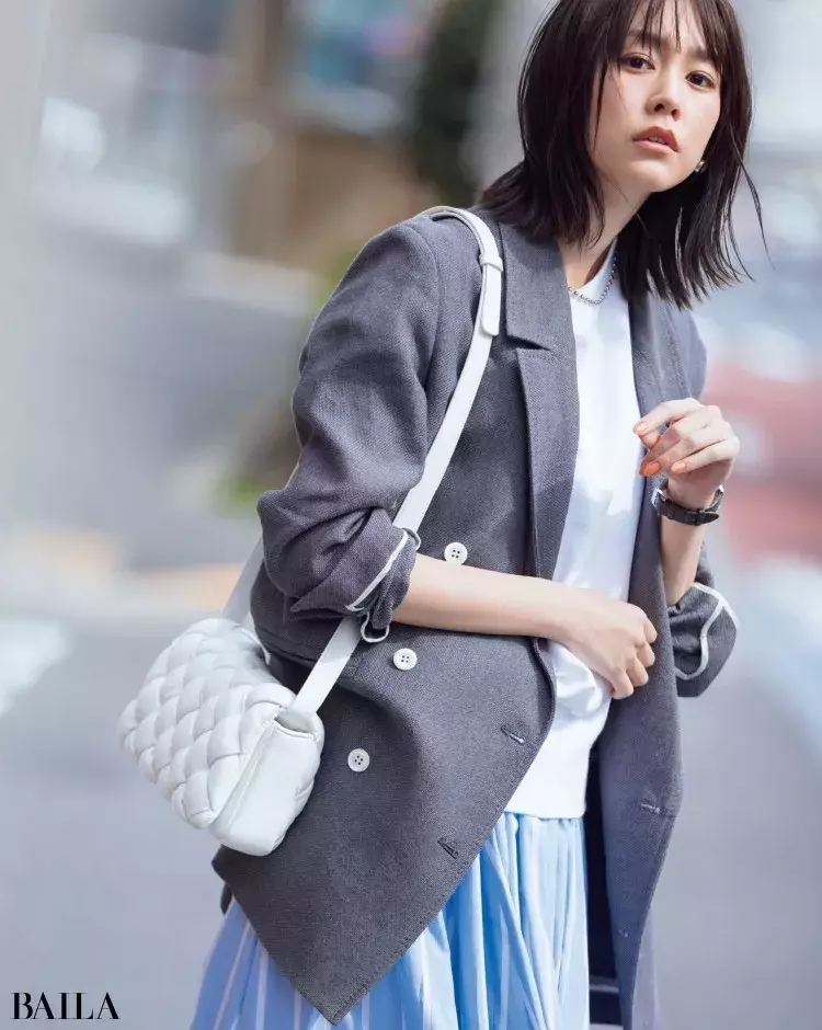 桐谷美玲がナビ 働くバイラ世代の ゴキゲンに働く服 新提案 ローリエプレス 桐谷美玲がナビ 働くバイラ世代の ゴキゲンに働く服 新提案 ローリエプレス