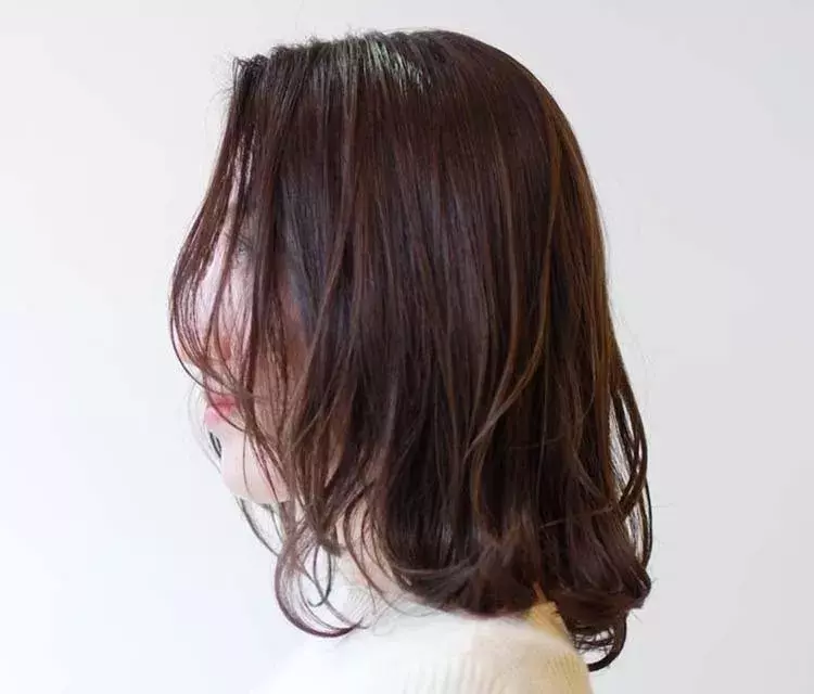 30代 40代大人女性の髪型 ミディアムまとめ 働く女性の好感度ヘアスタイル12選 ローリエプレス
