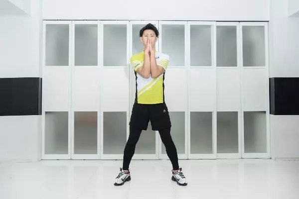 太もも痩せに 運動前の実践がオススメ ダイエット効果を高める 簡単ストレッチ ローリエプレス