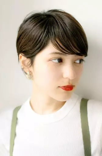 これで失敗知らず 秋トレンド 丸みショートヘア テイスト別似合わせのコツ ローリエプレス