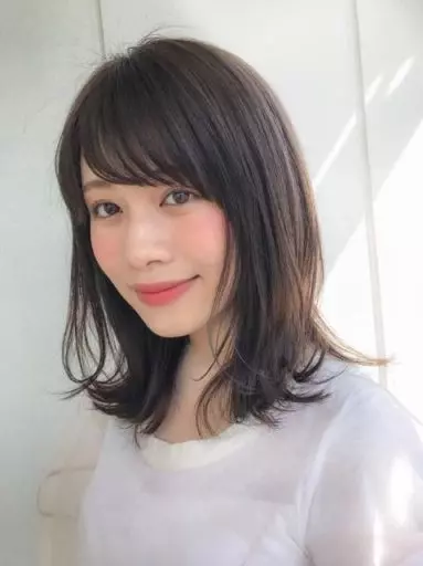 男性ウケ抜群の好感度ヘアに 一手間プラスの 愛されバング で美人度up ローリエプレス