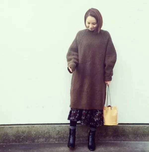 ワンピースを重ね着してみない 印象がガラリと変わるワンピースのレイヤードコーデ ローリエプレス