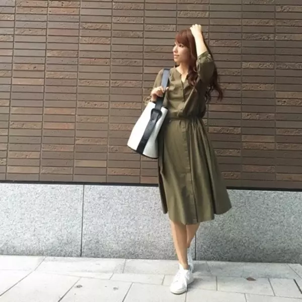 オフィスにも春を連れて行こう シャツワンピースでつくる通勤コーデ ローリエプレス