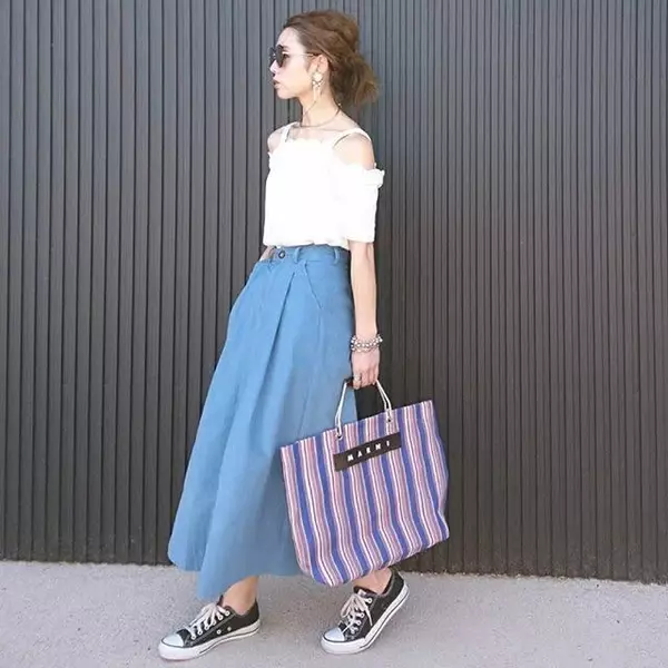 フェミニン に魅了される女子続出 春の女子力高めコーデはチェック必須です ローリエプレス