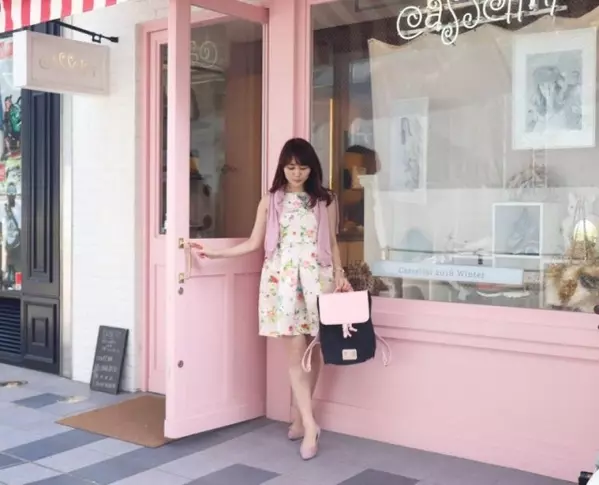 演劇やバレエの観劇デートはどんな服装がいい 冬の大人可愛いワンピースコーデ集 ローリエプレス