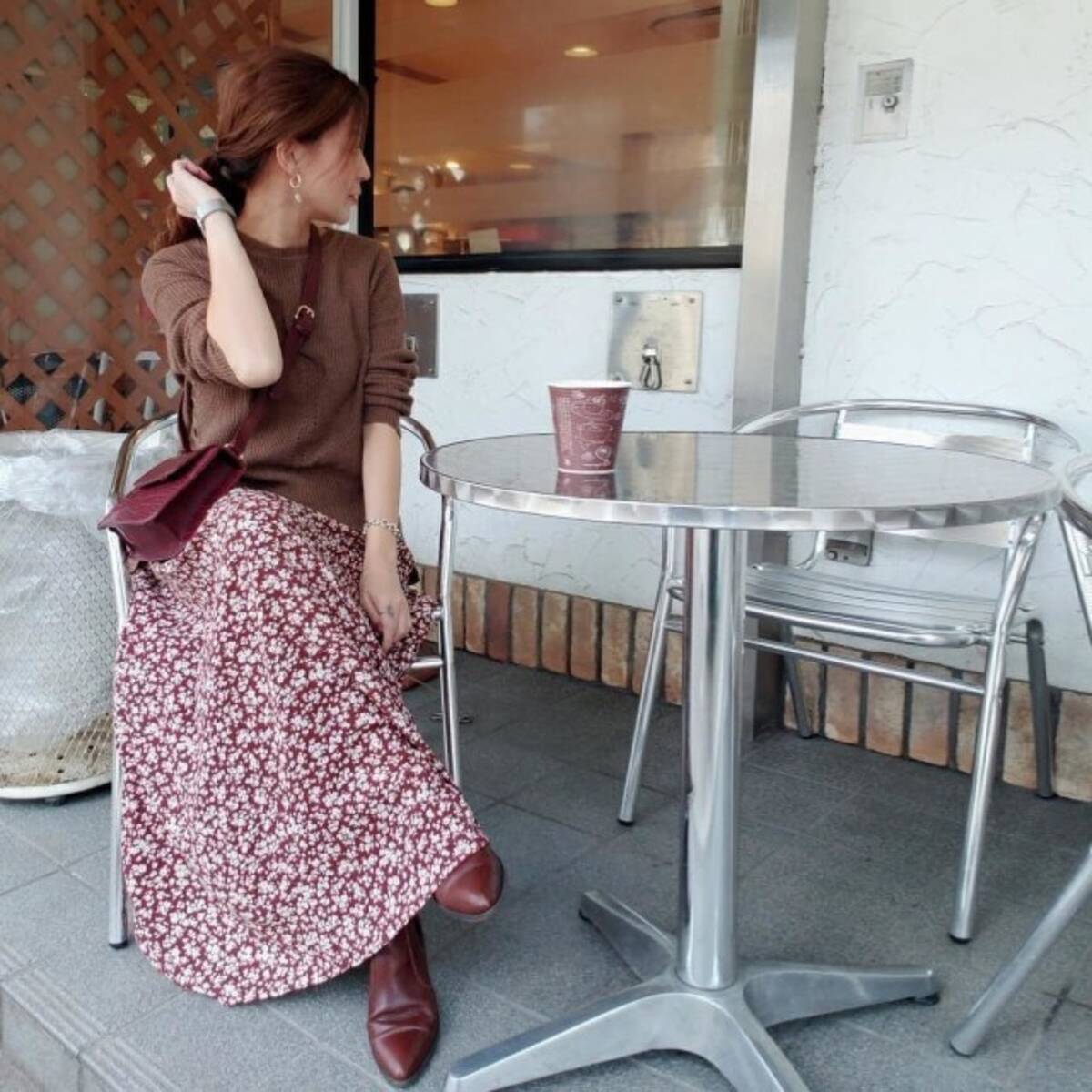 40代女子のスカート選び ロング プリント柄で大人フェミニンに ローリエプレス