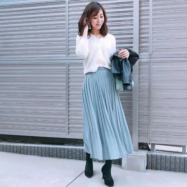 レディな服 が今日の気分 働く大人女子のスカートオフィスコーデ ローリエプレス