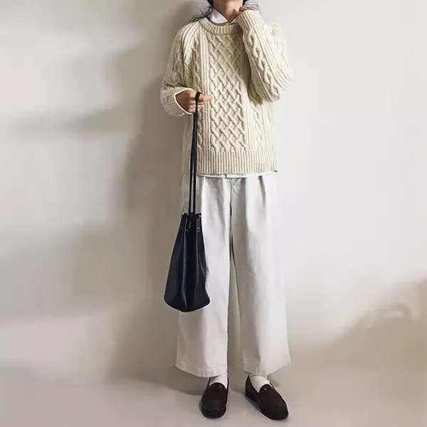 白ソックス見せコーデをおさらい 初心者向け パンツ 白ソックス の簡単スタイル10選 ローリエプレス