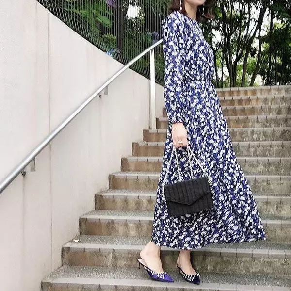 ネイビー を使えば誰でも上品見え きれいめ カジュアル別おすすめスタイリング 春 ローリエプレス