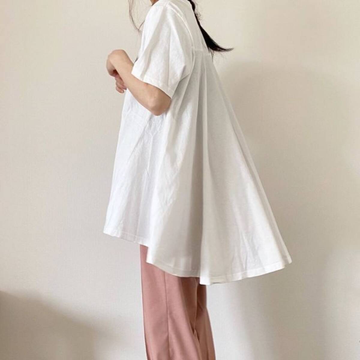 夏コーデはカラーパンツで楽しむ ピンク ラベンダー ミントグリーン ホワイト の映えボトム特集 ローリエプレス