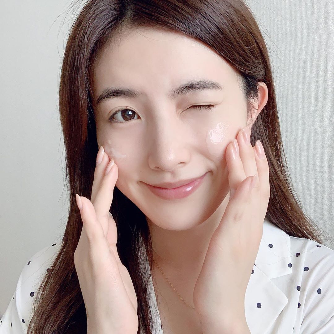 メイクの正しい落とし方を徹底解説♡種類別の特徴やおすすめ商品も！ ローリエプレス