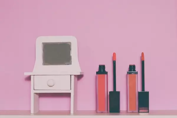 化粧品の使用期限を未開封 コスメ別にご紹介 捨てるべきサインも必見 ローリエプレス