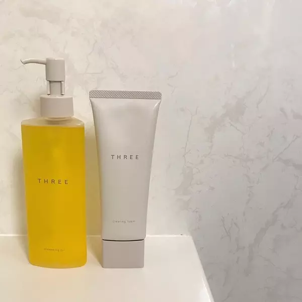 頬の毛穴が気になる人必見 詰まり たるみに効果的なケア法を紹介 ローリエプレス