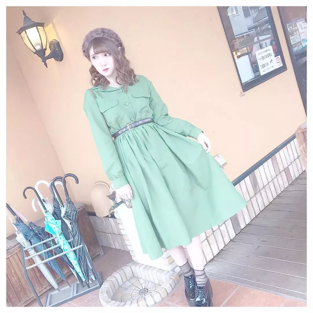 クラシカルファッションで上品に 季節別レディースコーデを大公開 ローリエプレス