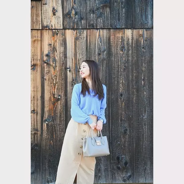 青に合う色って知ってる 相性が良いカラーを使ったコーデを大公開 ローリエプレス