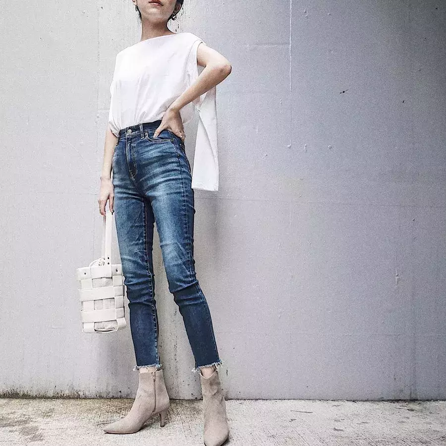 ジーンズに合うレディースの靴は おしゃれコーデをアイテム別に紹介 ローリエプレス