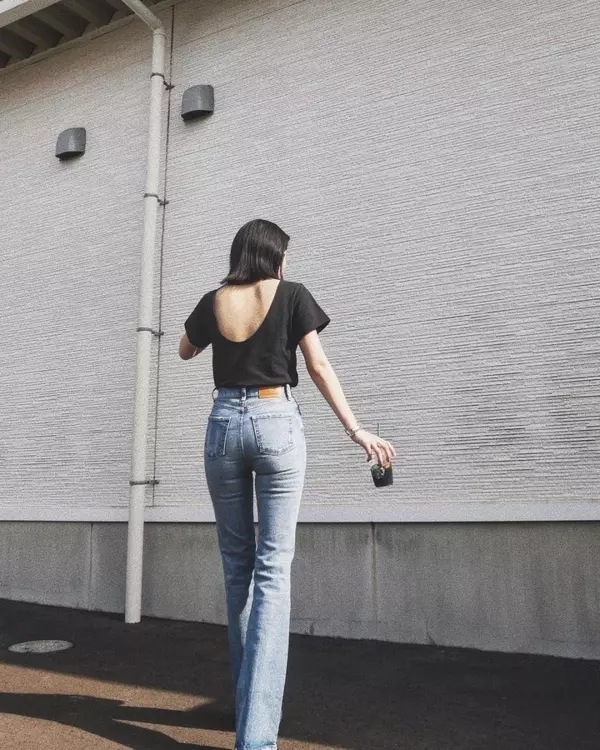 Tシャツをかわいくアレンジしちゃおう 簡単リメイク術をご紹介 ローリエプレス
