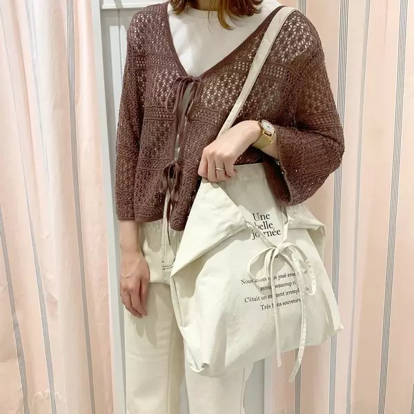ニットとセーターの違いとは おすすめコーデもアイテム別にご紹介 ローリエプレス 2 3