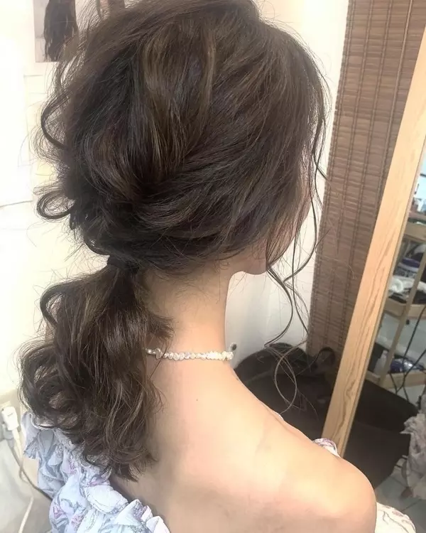 黒髪でも簡単にヘアアレンジできる レングス シーン別で徹底解説 ローリエプレス