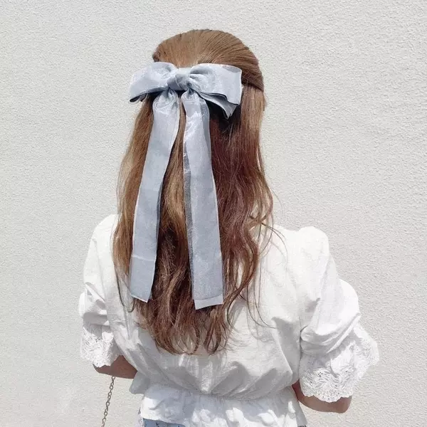 ロングヘアの簡単ハーフアップアレンジ特集 華やかにキメちゃおう ローリエプレス