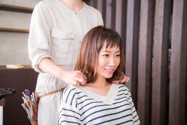 間違えて前髪切りすぎた！対処法と簡単前髪ヘアアレンジを大公開♡ ローリエプレス