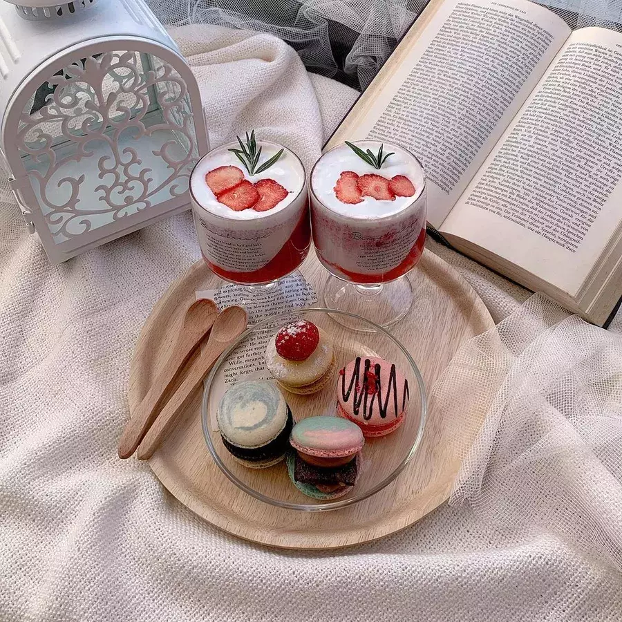 彼氏がヤキモチをやく瞬間とは オトコの心理と正しい対処法を解説 ローリエプレス