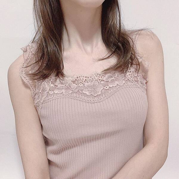 ほくろ占い 首のほくろは魅力的 位置でわかる意味や性格を紹介 ローリエプレス