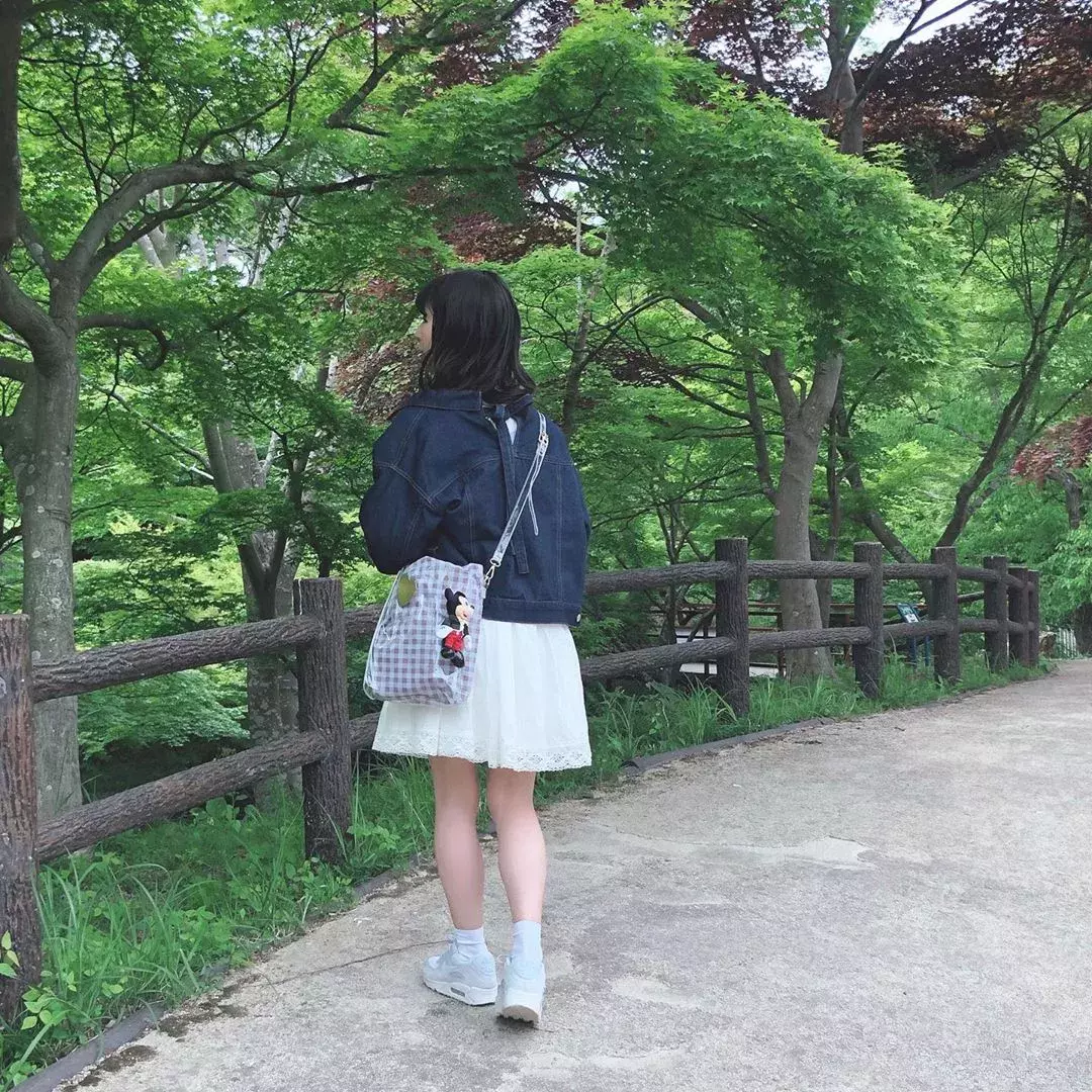 平日休みは一人でどう過ごす おすすめの過ごし方やメリットを紹介 ローリエプレス