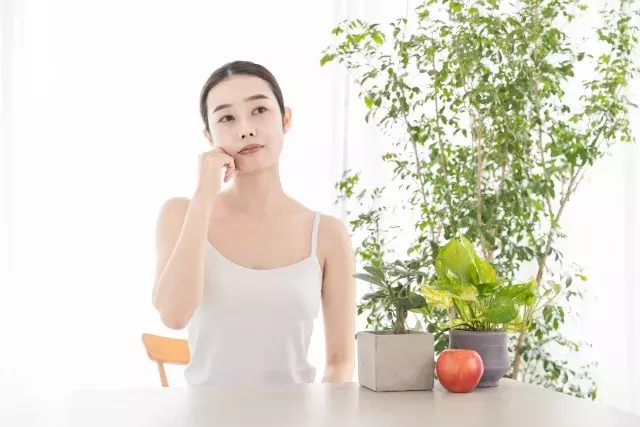 あなたの手に仏眼はある 個数 形 場所で変わる手相の意味を詳しく解説 ローリエプレス