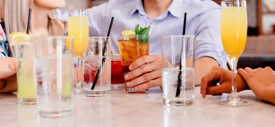同窓会に行かない 行きたくない理由と角が立たない断り方を一挙大公開 ローリエプレス