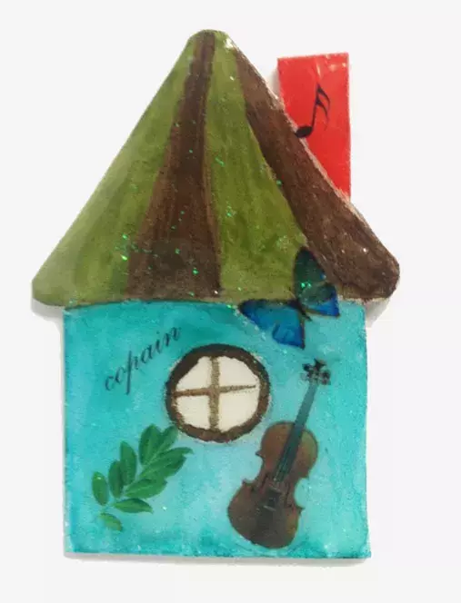 プラバンでアクセサリーを作る手順 失敗しないポイントと応用編も ローリエプレス プラバンでアクセサリーを作る手順 失敗しないポイントと応用編も ローリエプレス