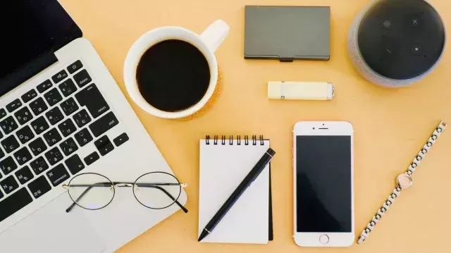 手相で仕事運をチェック 運気を上げる方法や天職 適職の見つけ方も紹介 ローリエプレス 手相で仕事運をチェック 運気を上げる方法や天職 適職の見つけ方も紹介 ローリエプレス