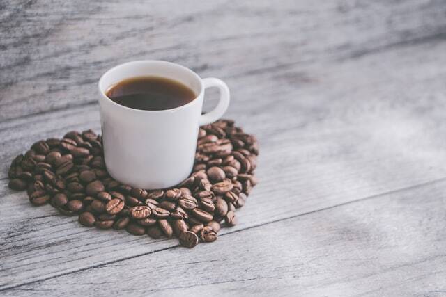 コーヒーのかすをそのまま捨てないで 効果的な使い道や乾燥方法を紹介 ローリエプレス 3 3