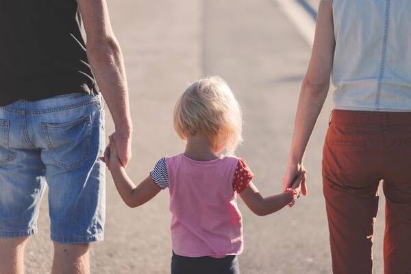 手相占い 子宝線の意味や見方 人数や性別も分かるの ローリエプレス