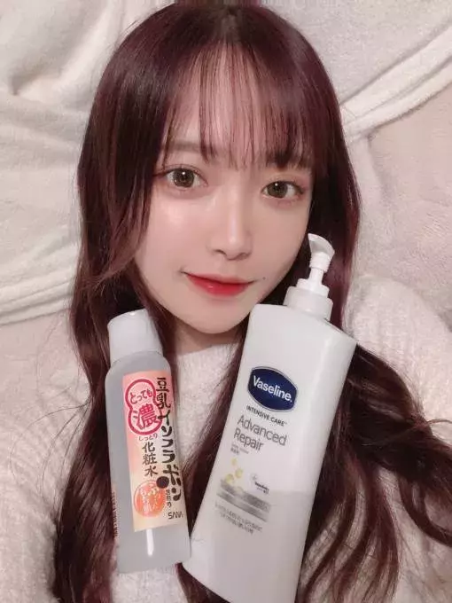 反田葉月 お風呂上がりのボディケアは化粧水から 愛用アイテム明かす は ちゃんの美容日記 ローリエプレス