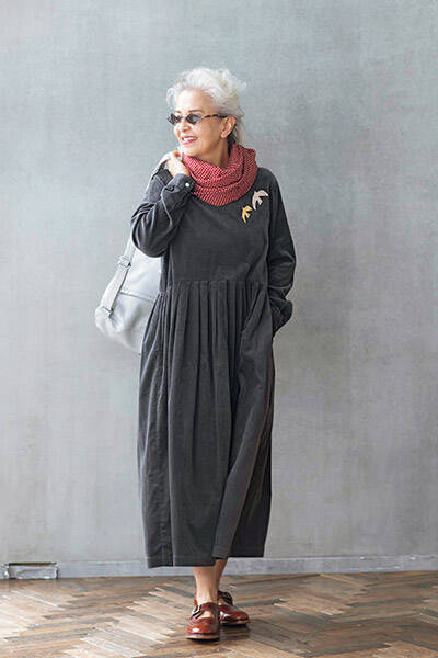 結城アンナのコーデが60代から支持される理由は？ 夫・岩城滉一もアドバイス