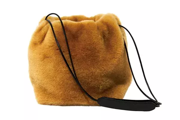 プラダ クロエ バレンシアガ Etc 秋冬の靴 バッグはファー ハイブランドのもこもこ素材 ローリエプレス