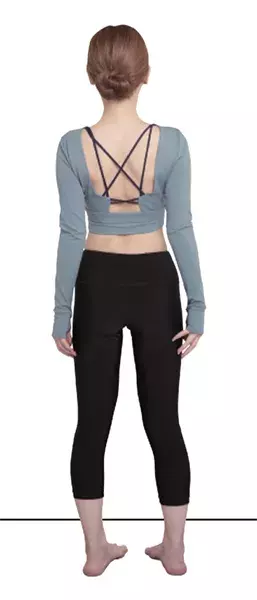 過去に 7kgダイエットに成功したインフルエンサー ひよんが実践中 二の腕 肩まわり 対策ストレッチとは ローリエプレス