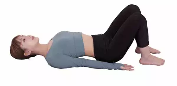 過去に 7kgダイエットに成功したインフルエンサー ひよんが実践中 二の腕 肩まわり 対策ストレッチとは ローリエプレス