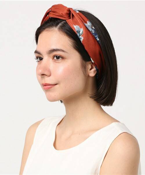 暑い時期に特にオススメ ターバン ヘアバンド使いでコーデに差をつけよう ローリエプレス