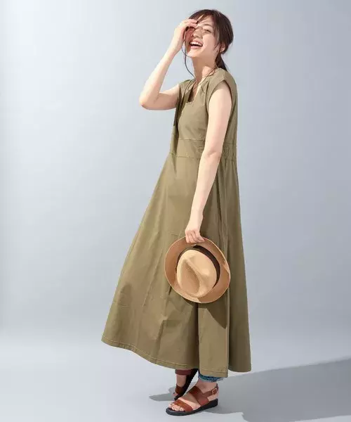 実はスタイルが良く見える 流行りのマキシワンピの着こなし15選 ローリエプレス