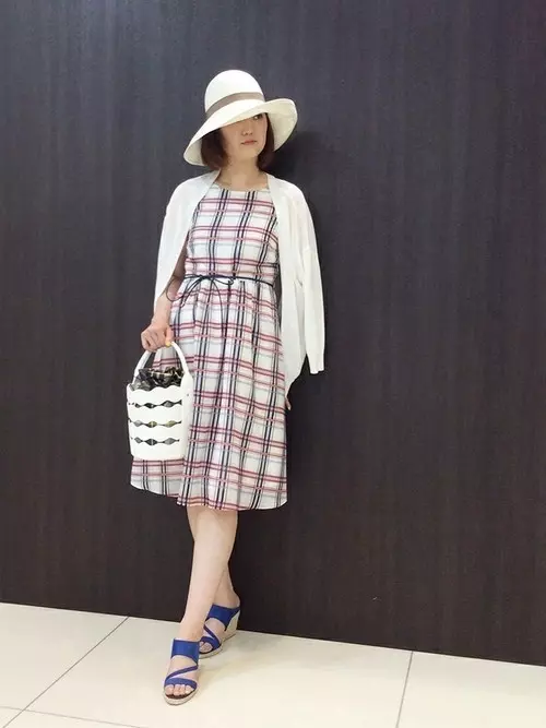 ギンガムチェック Vs マドラスチェック どちらが好き 夏のチェック柄コーデ特集 ローリエプレス