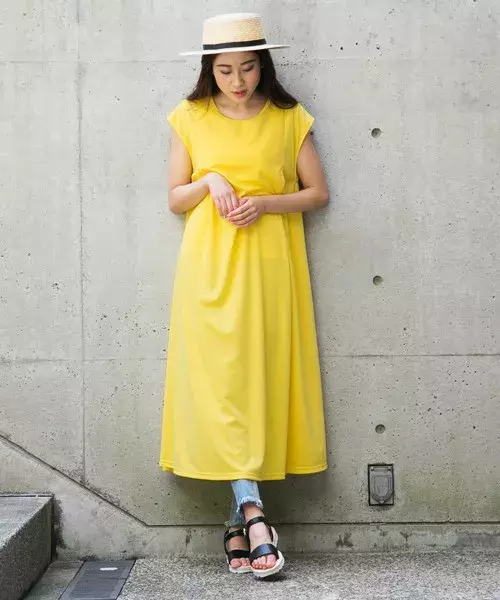 暑い夏にもってこい リラックスワンピースでゆるかわコーデ ローリエプレス