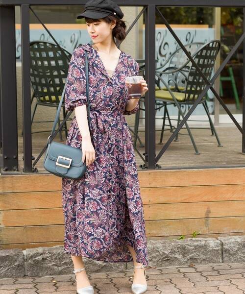 開襟デザインがトレンド レトロかわいいオープンカラーシャツ ワンピをチェック ローリエプレス